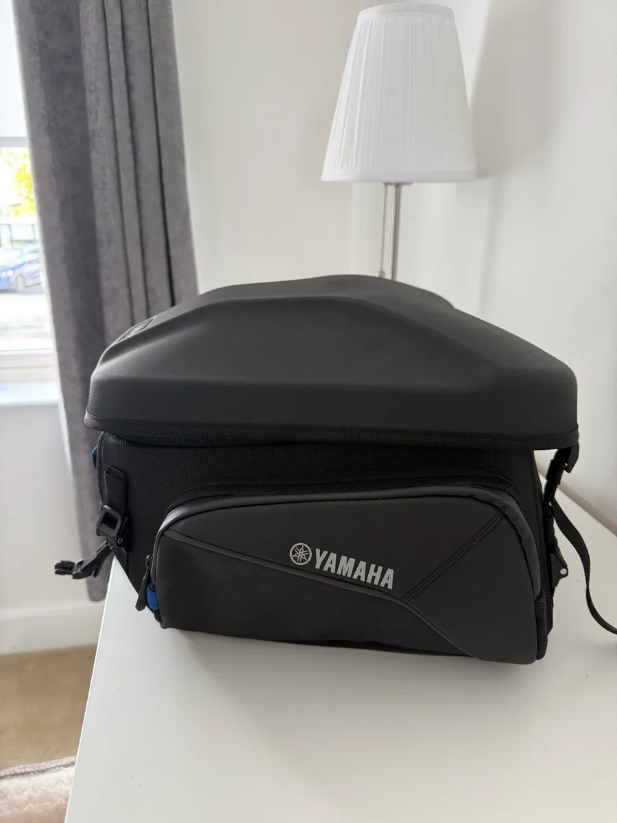 Yamaha rear seat bag and Leather Jacket - Image 4