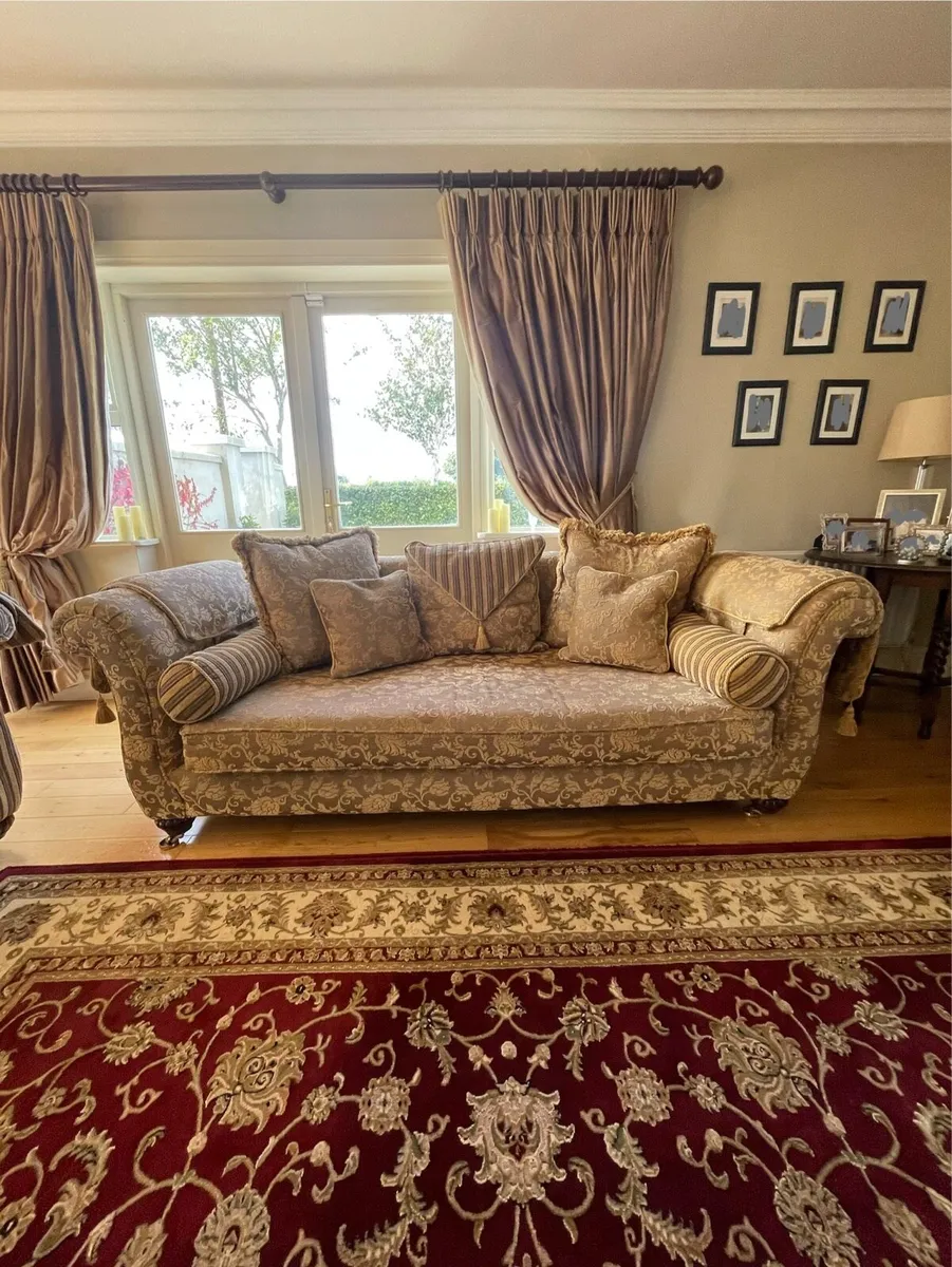 Fineline furniture Sofa - Image 2