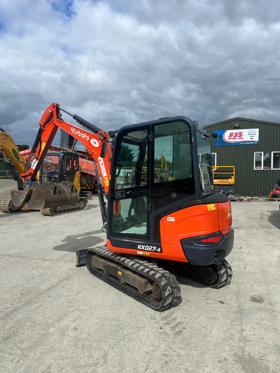 Kubota KX027-4 Mini Excavator – 2017 - Image 1