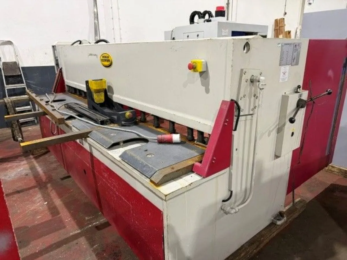 MORGAN RUSHWORTH 3100 X 6 MM GUILLOTINE - Image 1