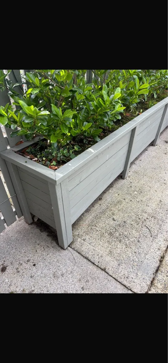 Garden planter - Image 2