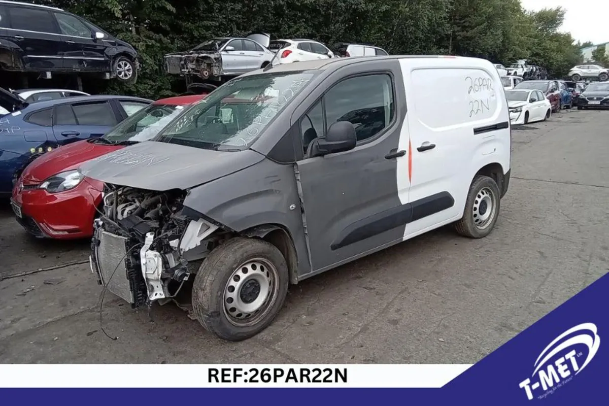 2023 PEUGEOT PARTNER BREAKING FOR PARTS - Image 4