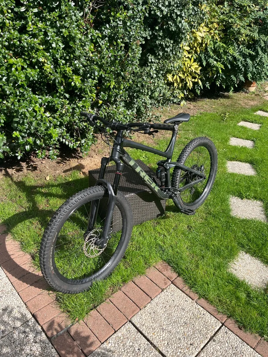 Trek Remedy 8