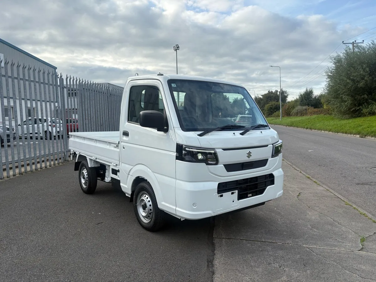 2026 Suzuki Carry 4WD MANUAL NEW - Image 1