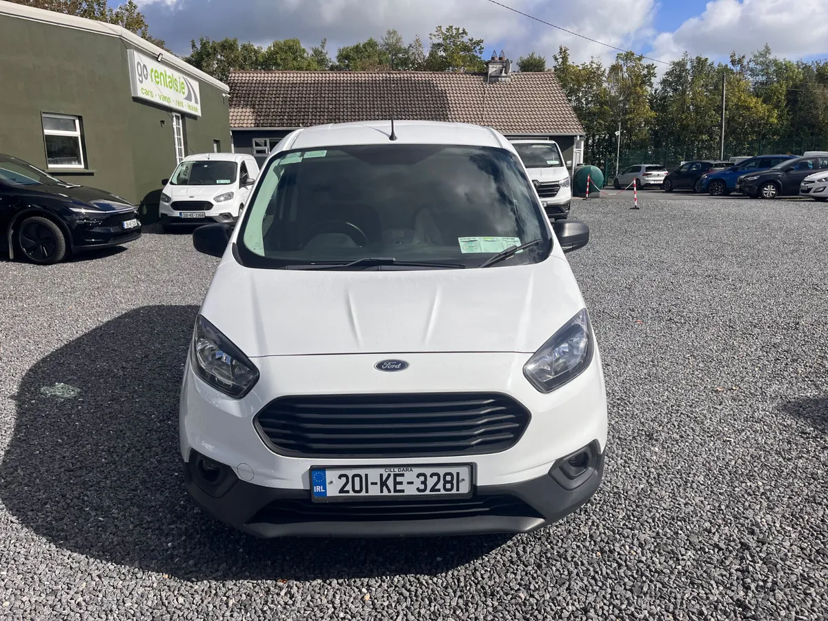 Ford Transit Courier 1.5L Diesel (1 Owner) - Image 2