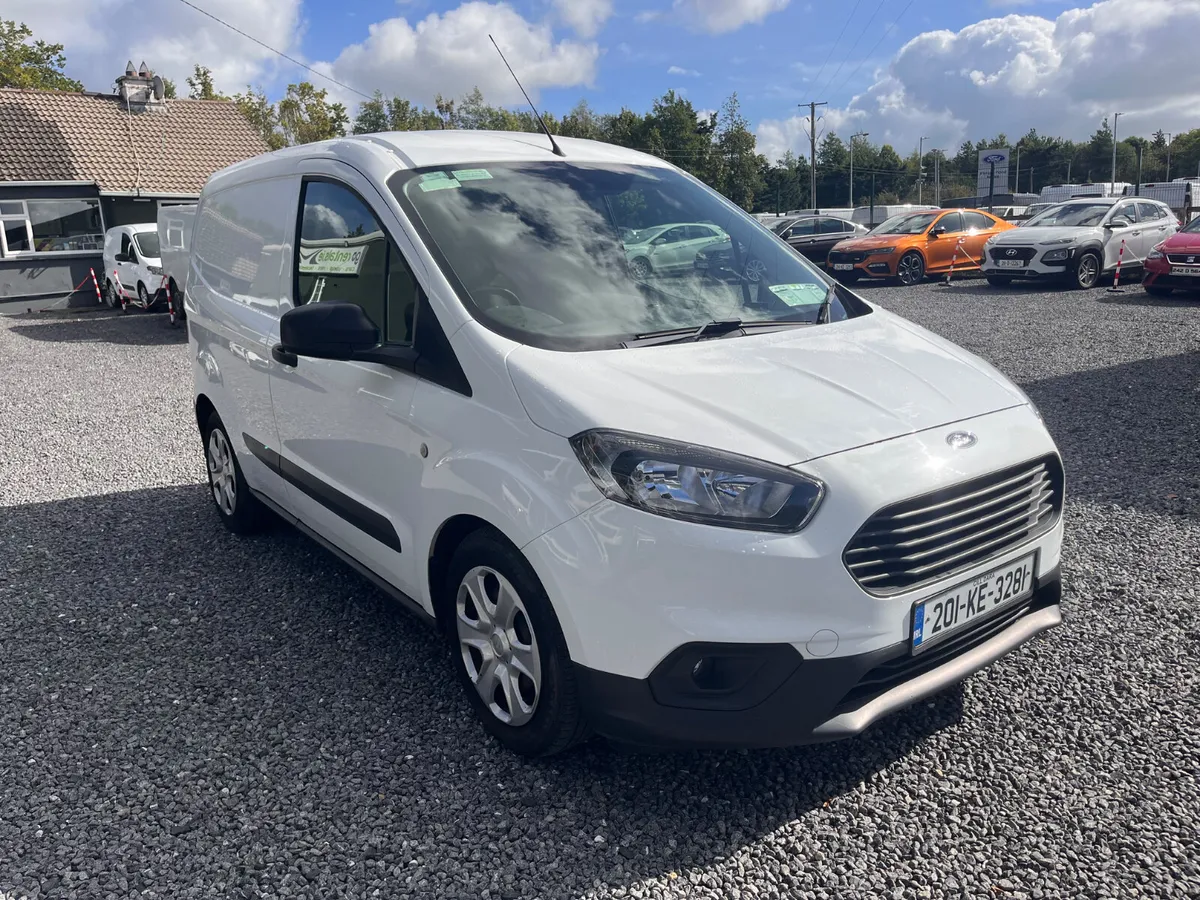 Ford Transit Courier 1.5L Diesel (1 Owner) - Image 3