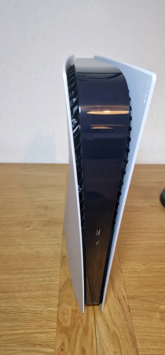 Playstation 5 and Play station 4 Pro consoles - Image 3