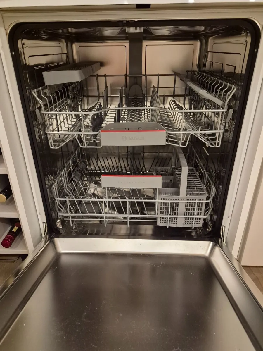 Bosch dishwasher 4 series - Image 3