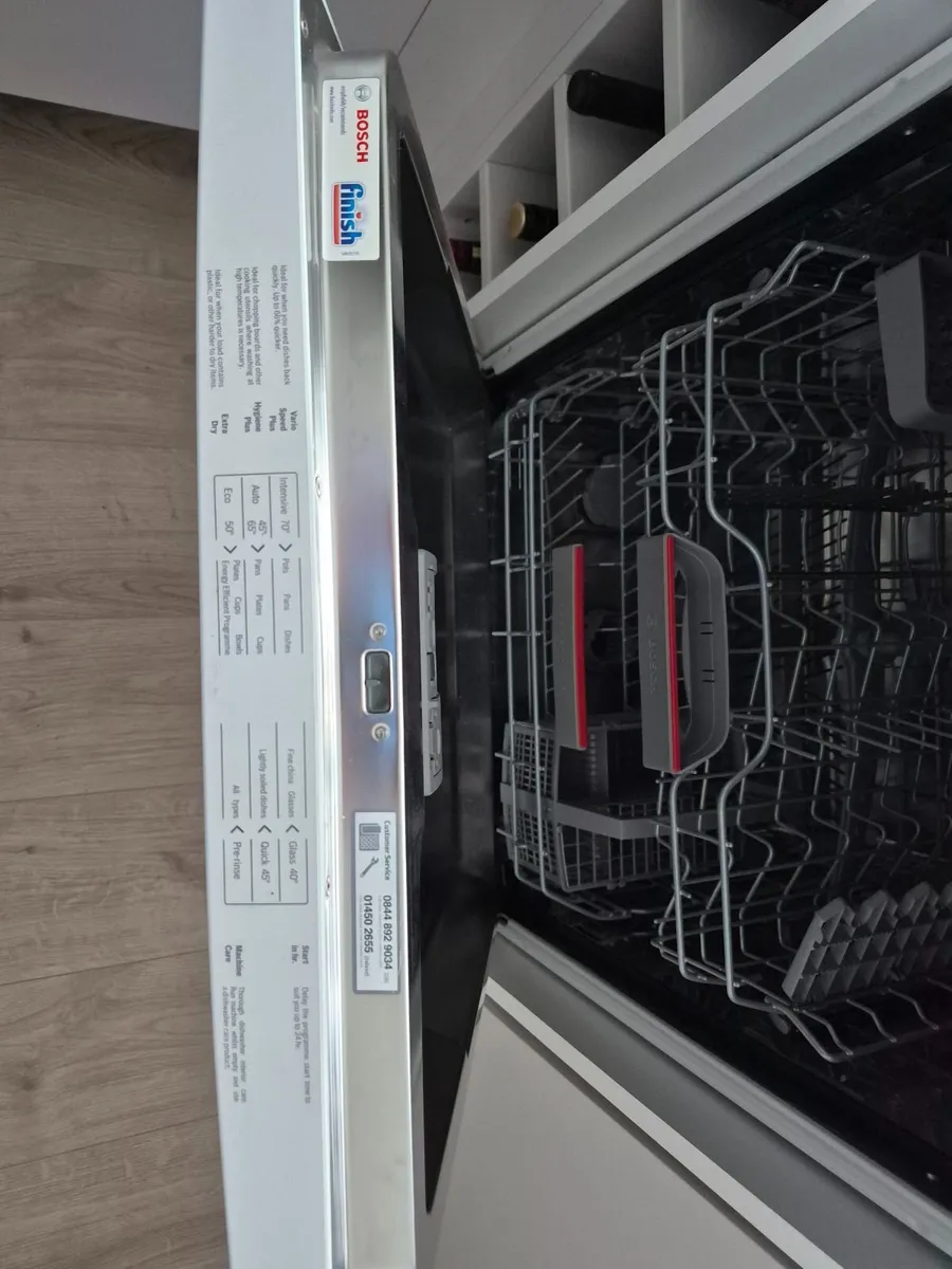 Bosch dishwasher 4 series - Image 2