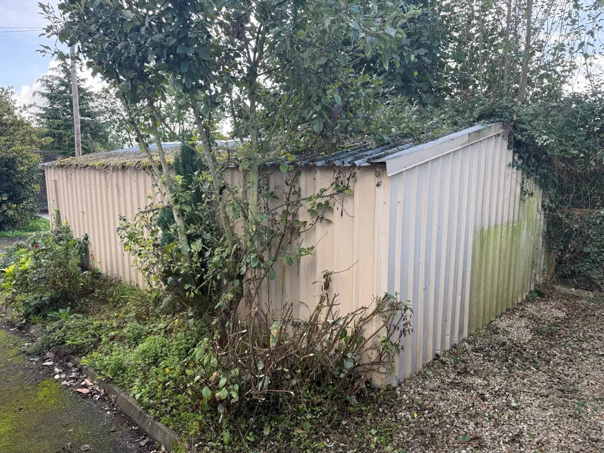 Shed for sale - Image 2