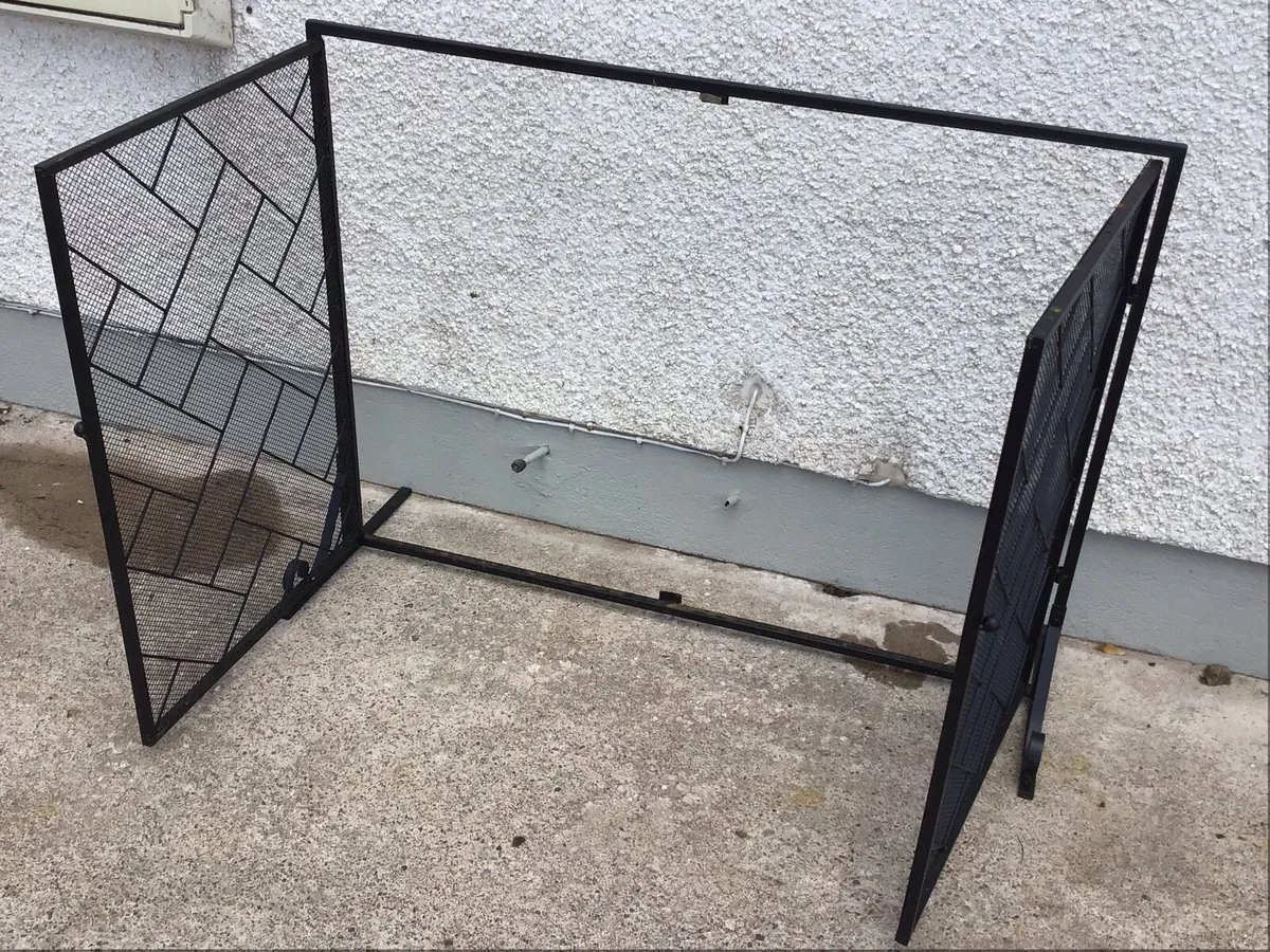 Fire guard - Image 3