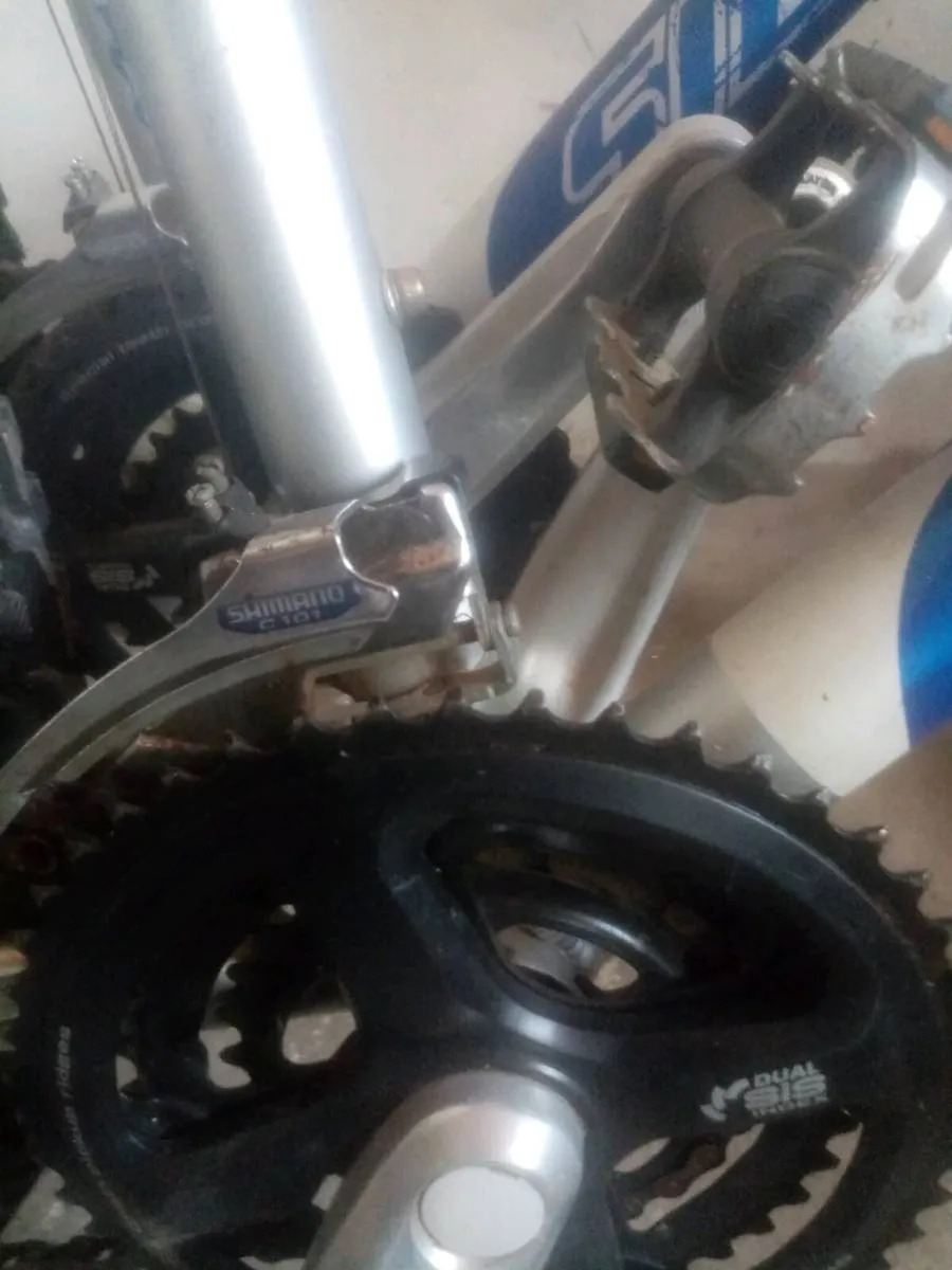 2 Mountain bikes - Image 2