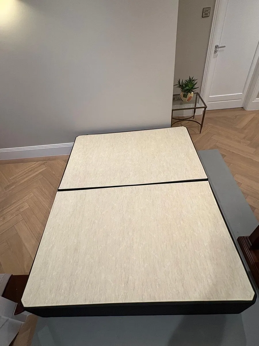 5 foot Divan bed base - Image 1