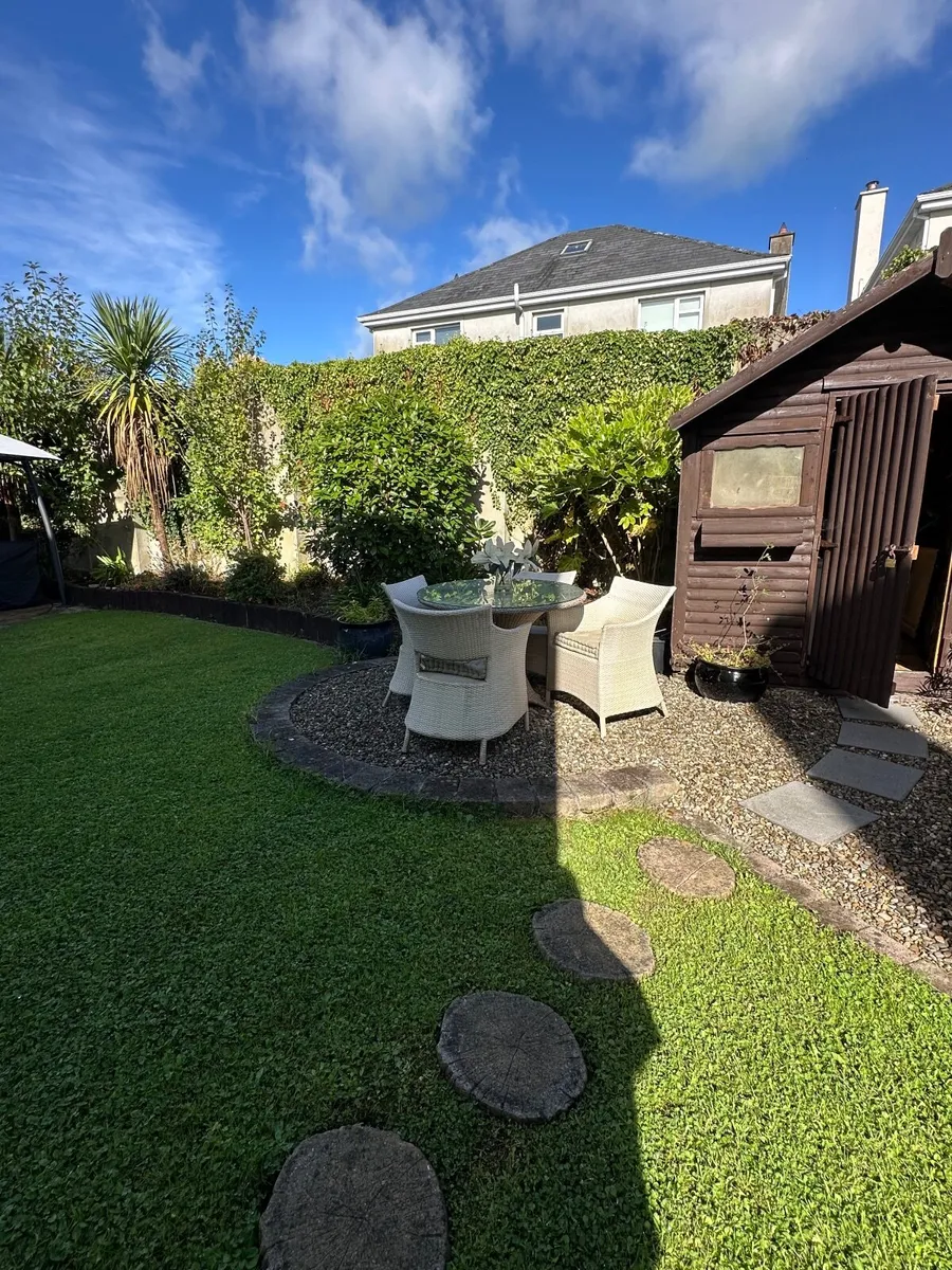 Garden furniture - Image 2