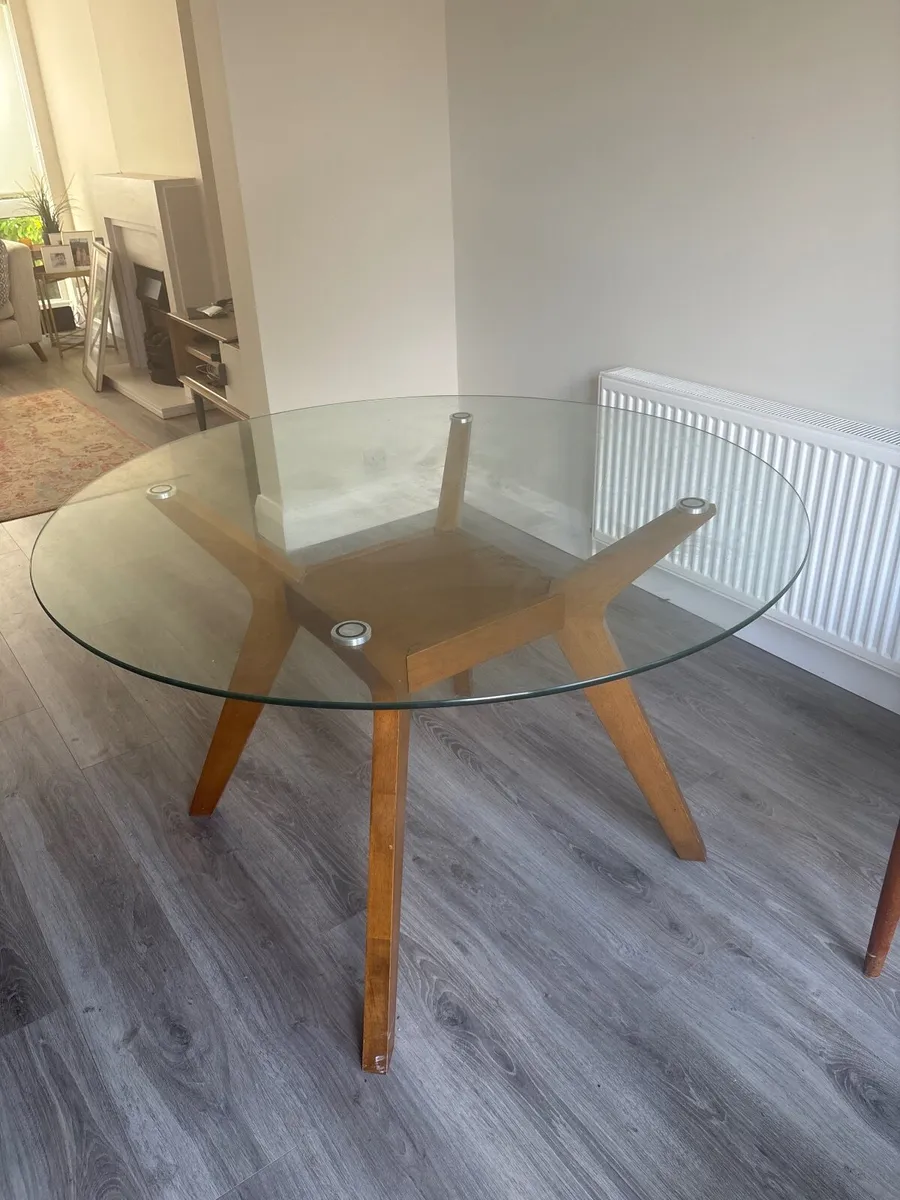 Dining table with glass top - Image 2