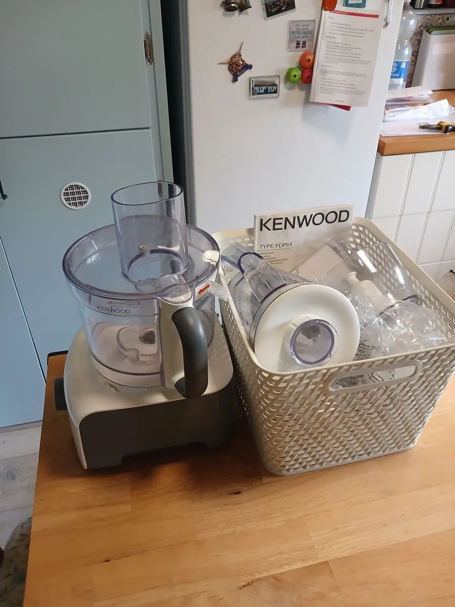 Kenwood food processor Type FDP64 - Image 1