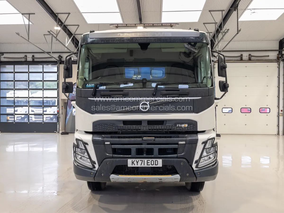 2021 VOLVO FMX 420 TIPPER - Image 3