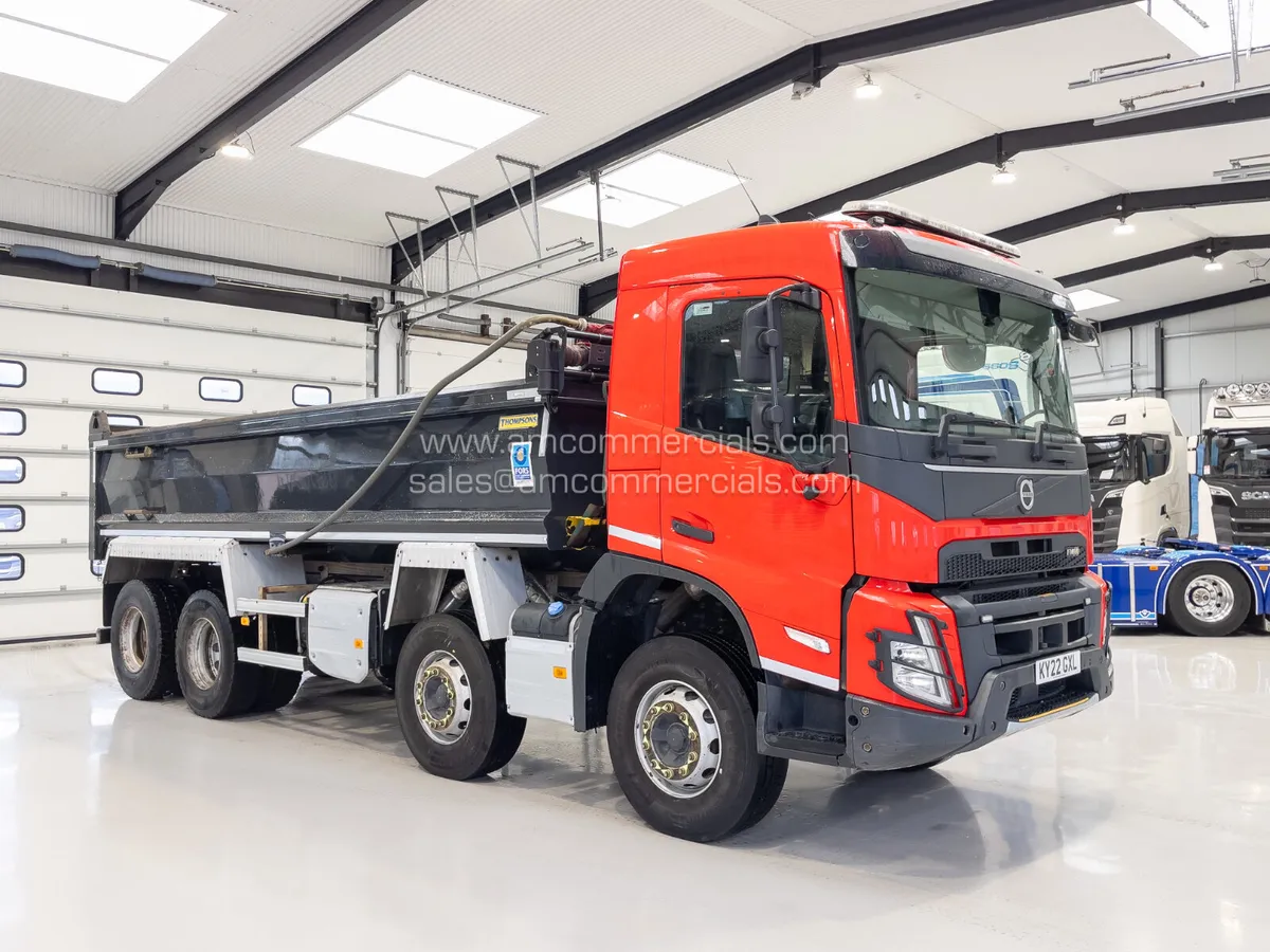 2022 VOLVO FMX 420 TIPPER - Image 1