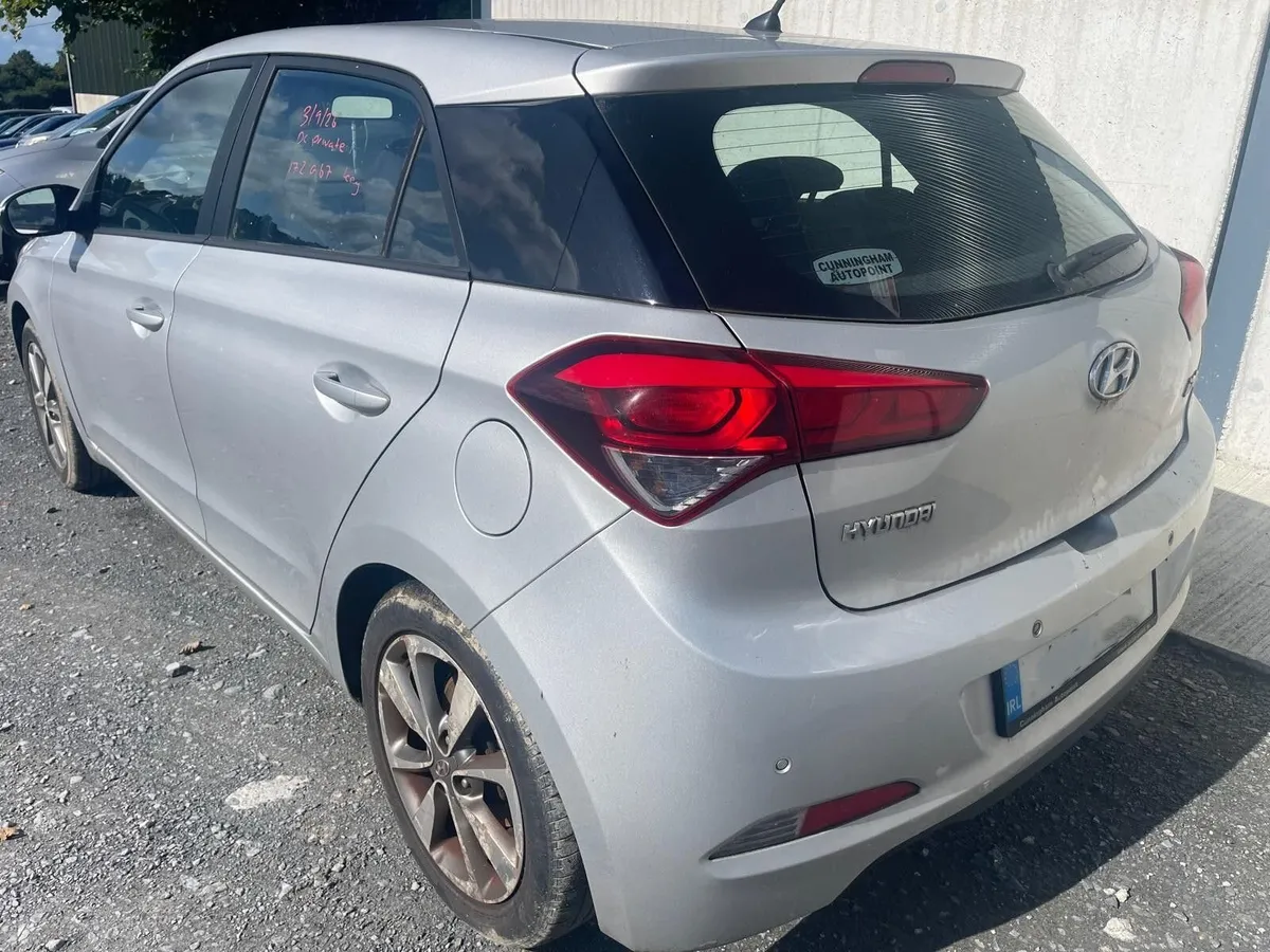 2017 Hyundai i20 1.3 Petrol *Engine Issue* - Image 3