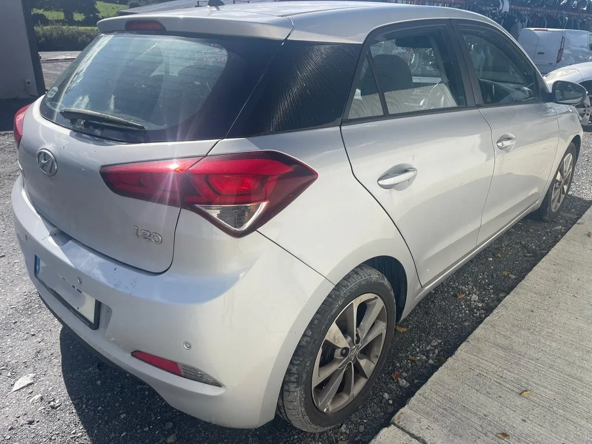 2017 Hyundai i20 1.3 Petrol *Engine Issue* - Image 4