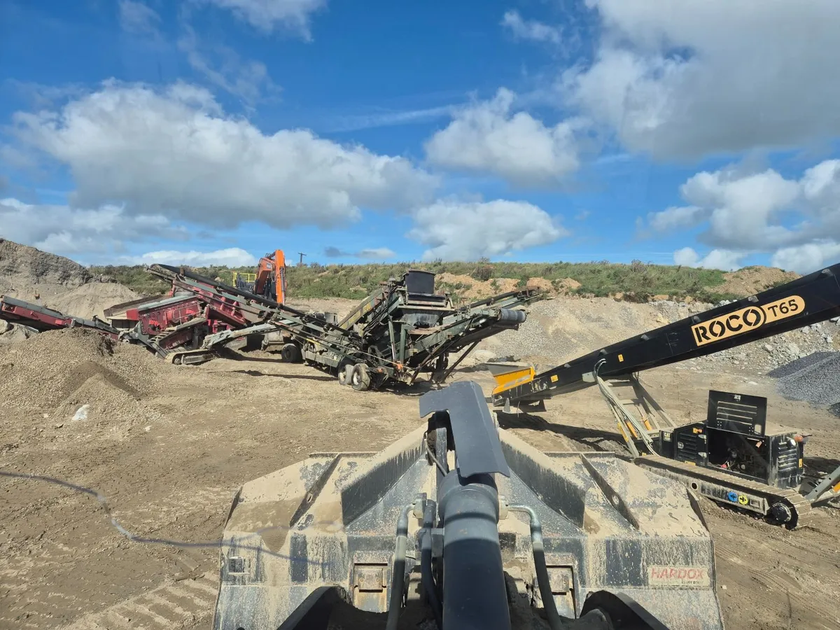 Powerscreen 1200 screener - Image 1