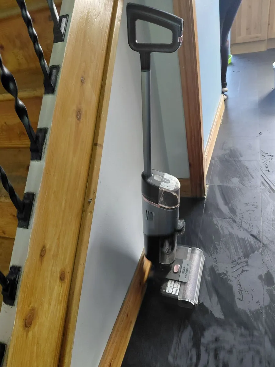 Steam vacuum - Image 1