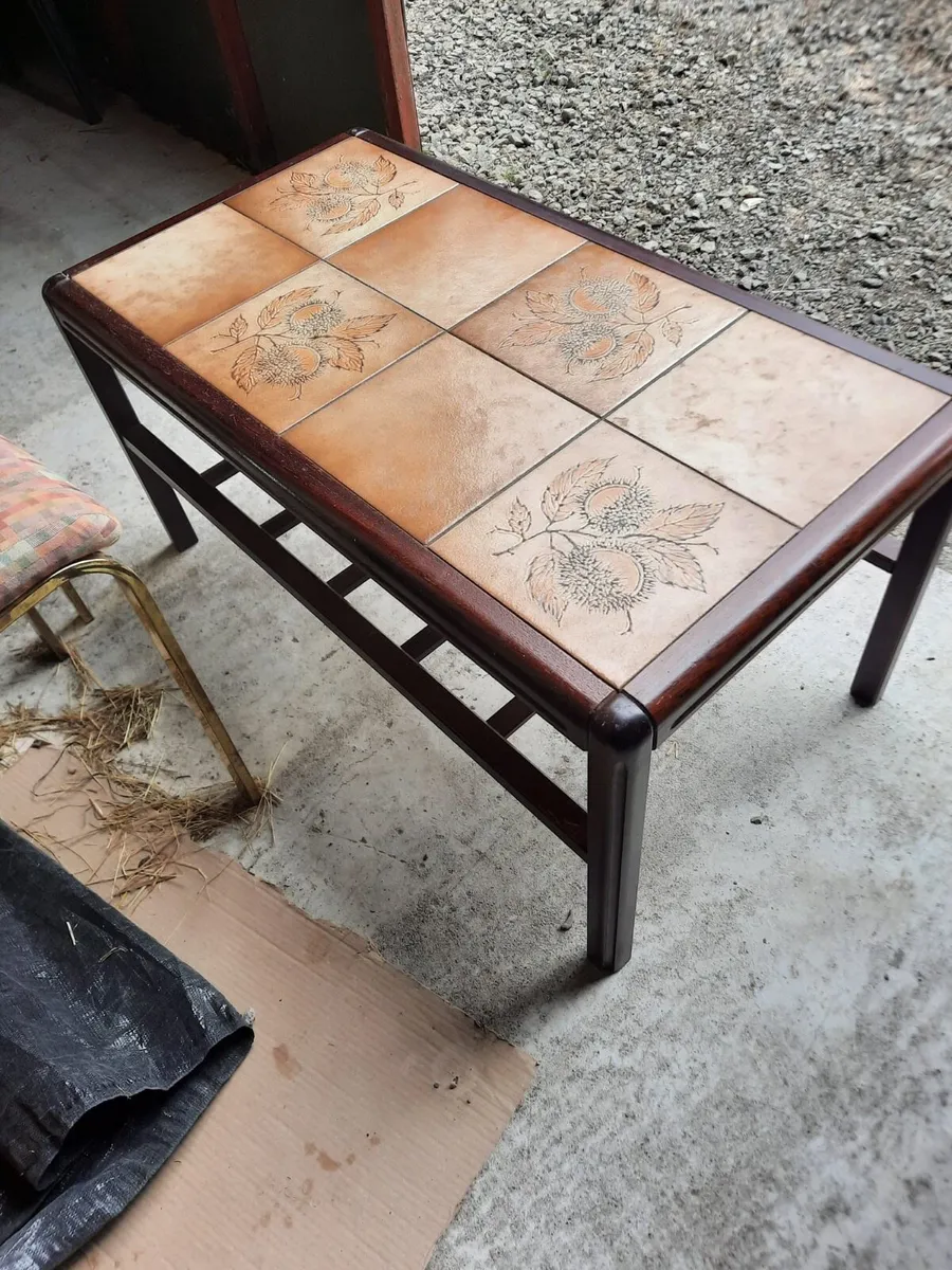 Vintage coffee table - Image 1