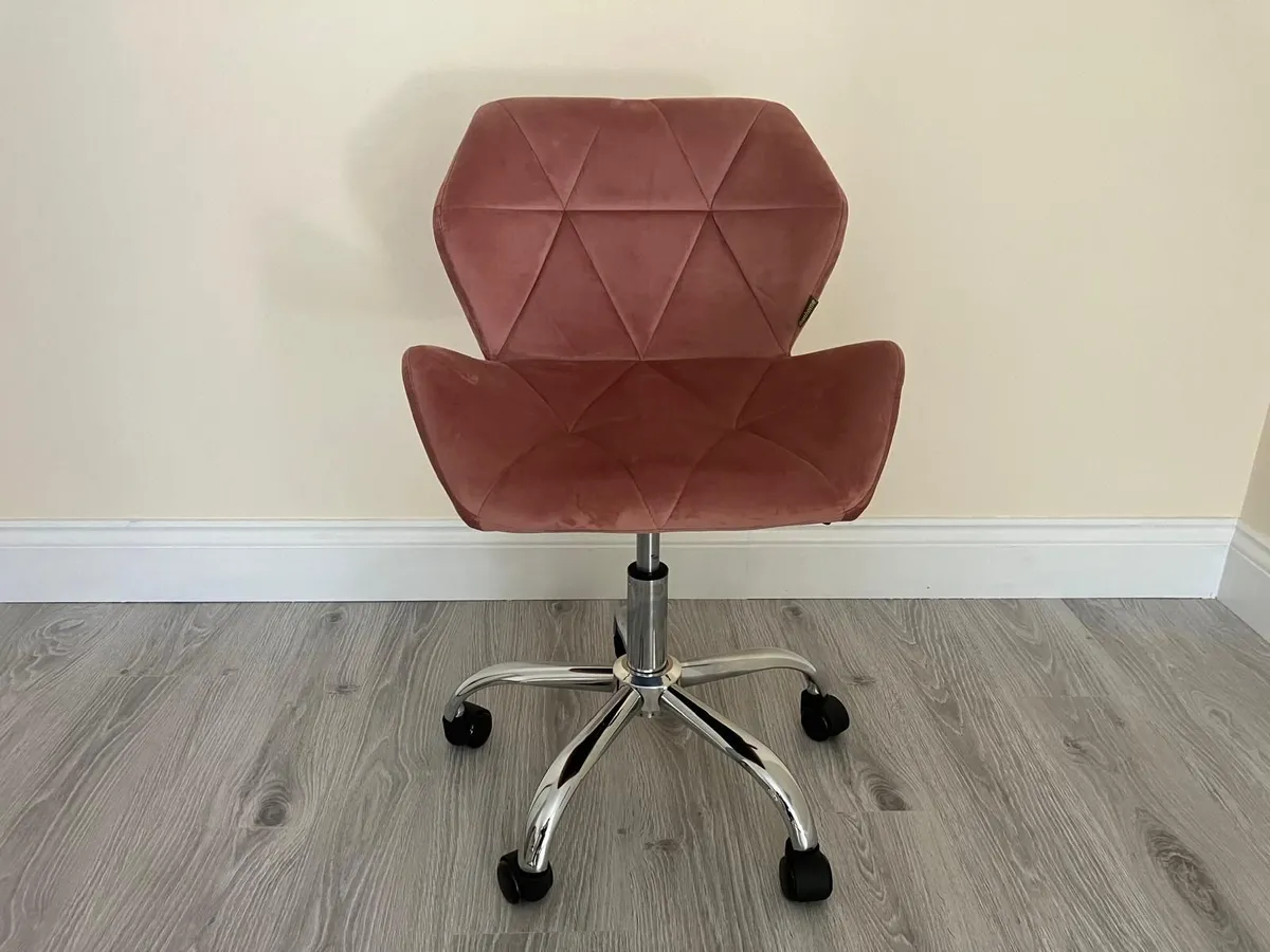 office chair - Image 1