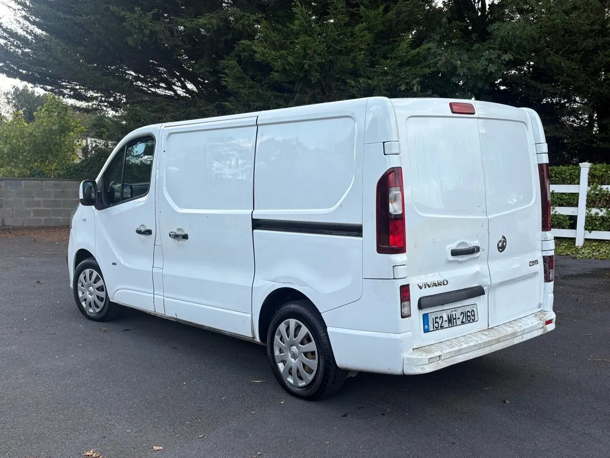 2015 Vauxhall vivaro SWB sports Doe1/27tax1/27 - Image 3
