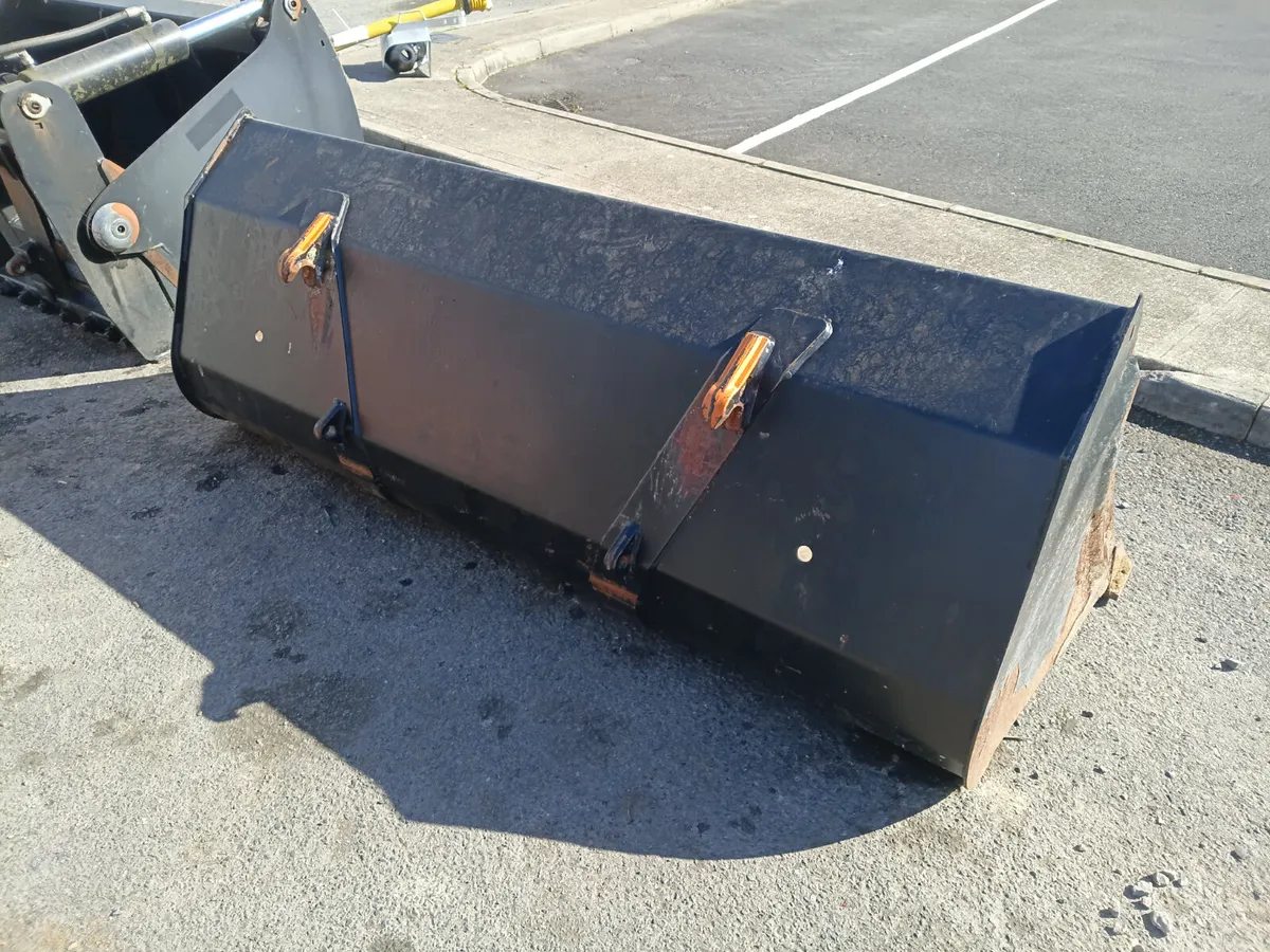 Quicke HD 7ft bucket - Image 1