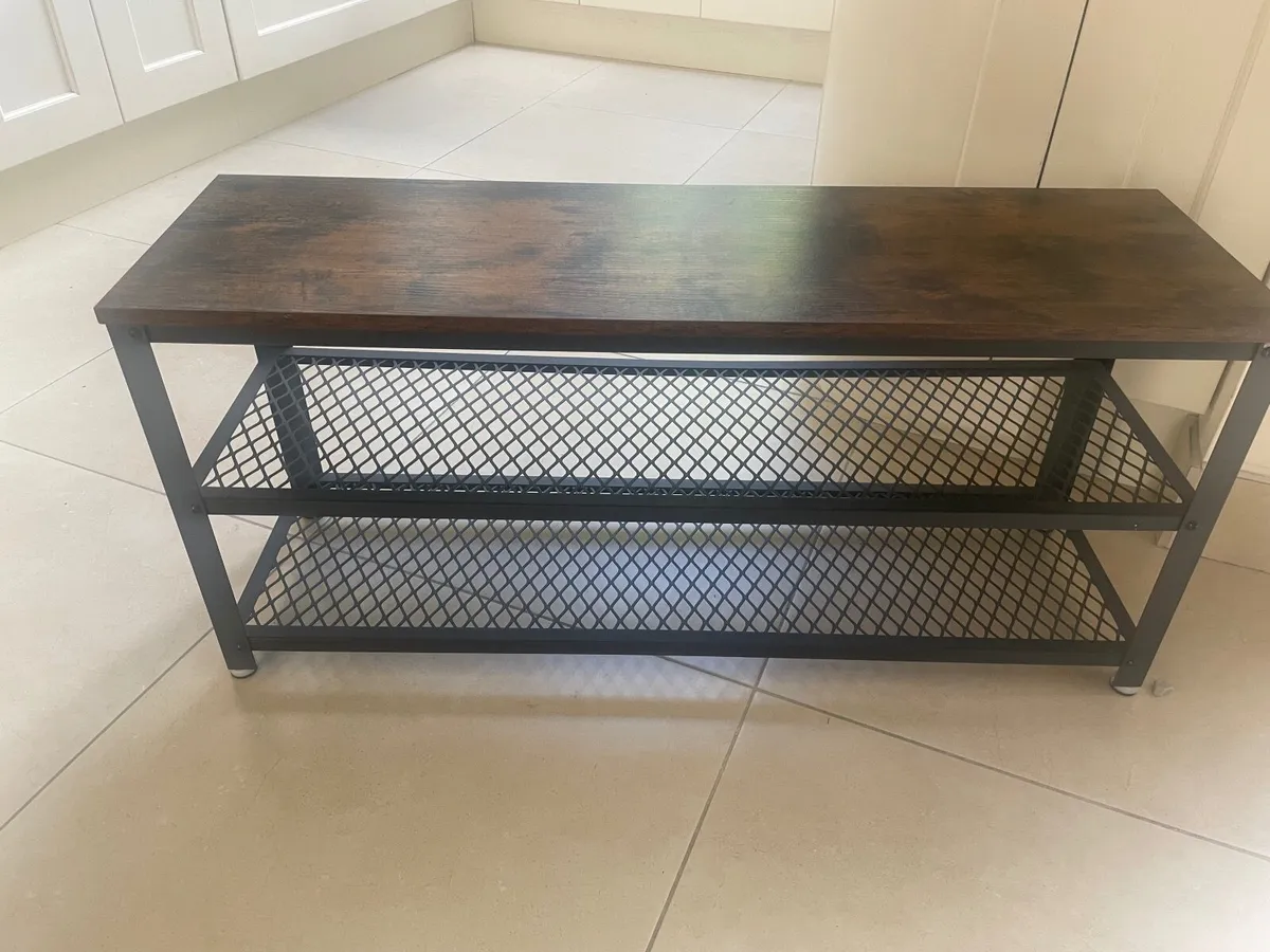 Shoe storage bench - Image 1