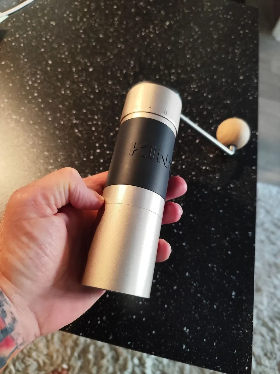 Coffee bean hand grinder - Image 1