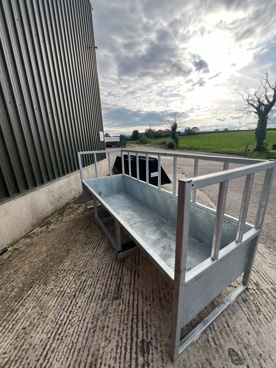 HEAVY DUTY CATTLE FEEDERS - Image 2