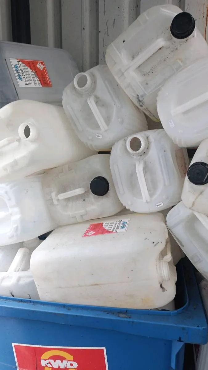 25l plastic drums