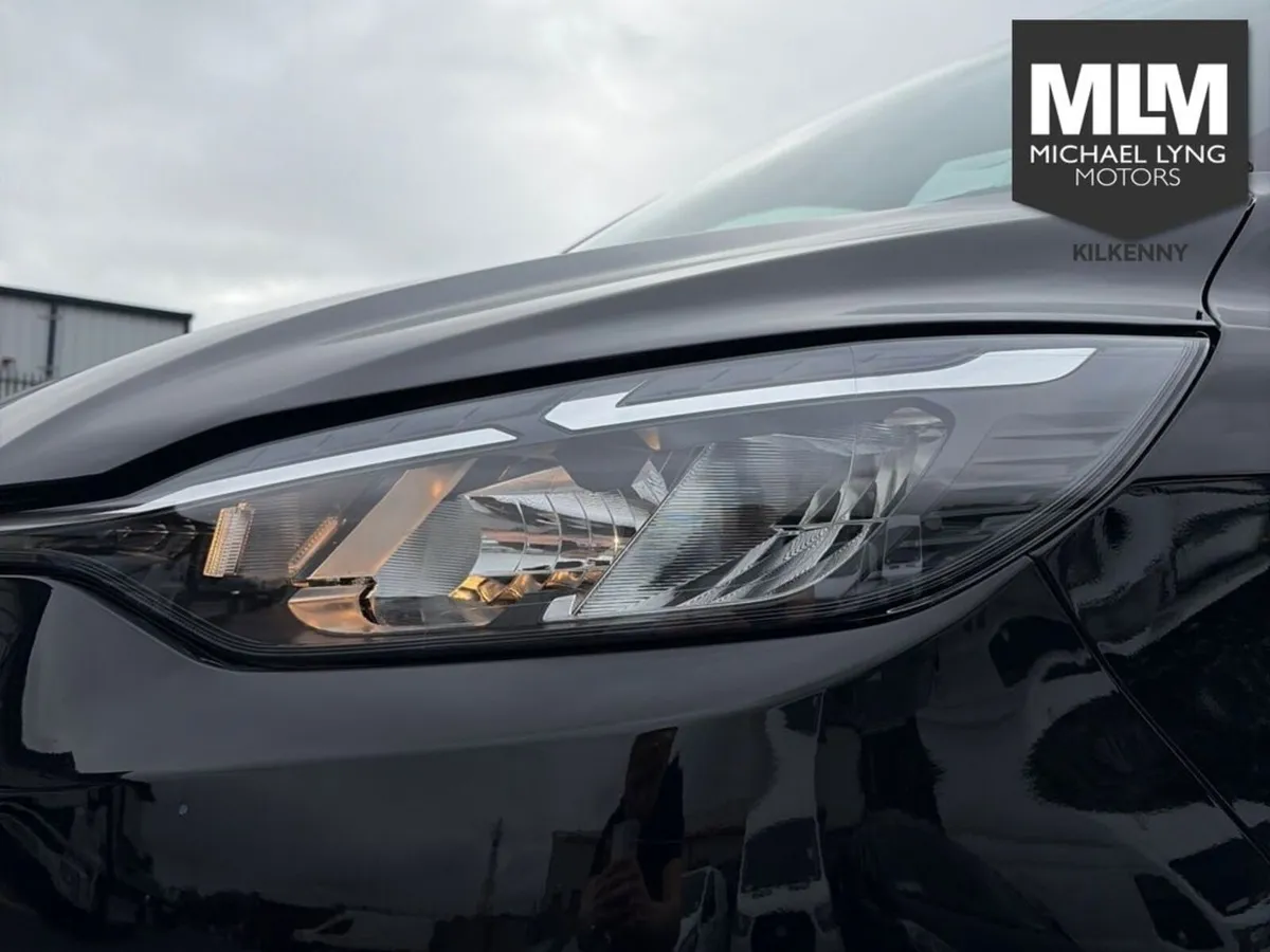 Ford Transit Custom Dciv 320L Phev Trend 2 5 227 T - Image 4