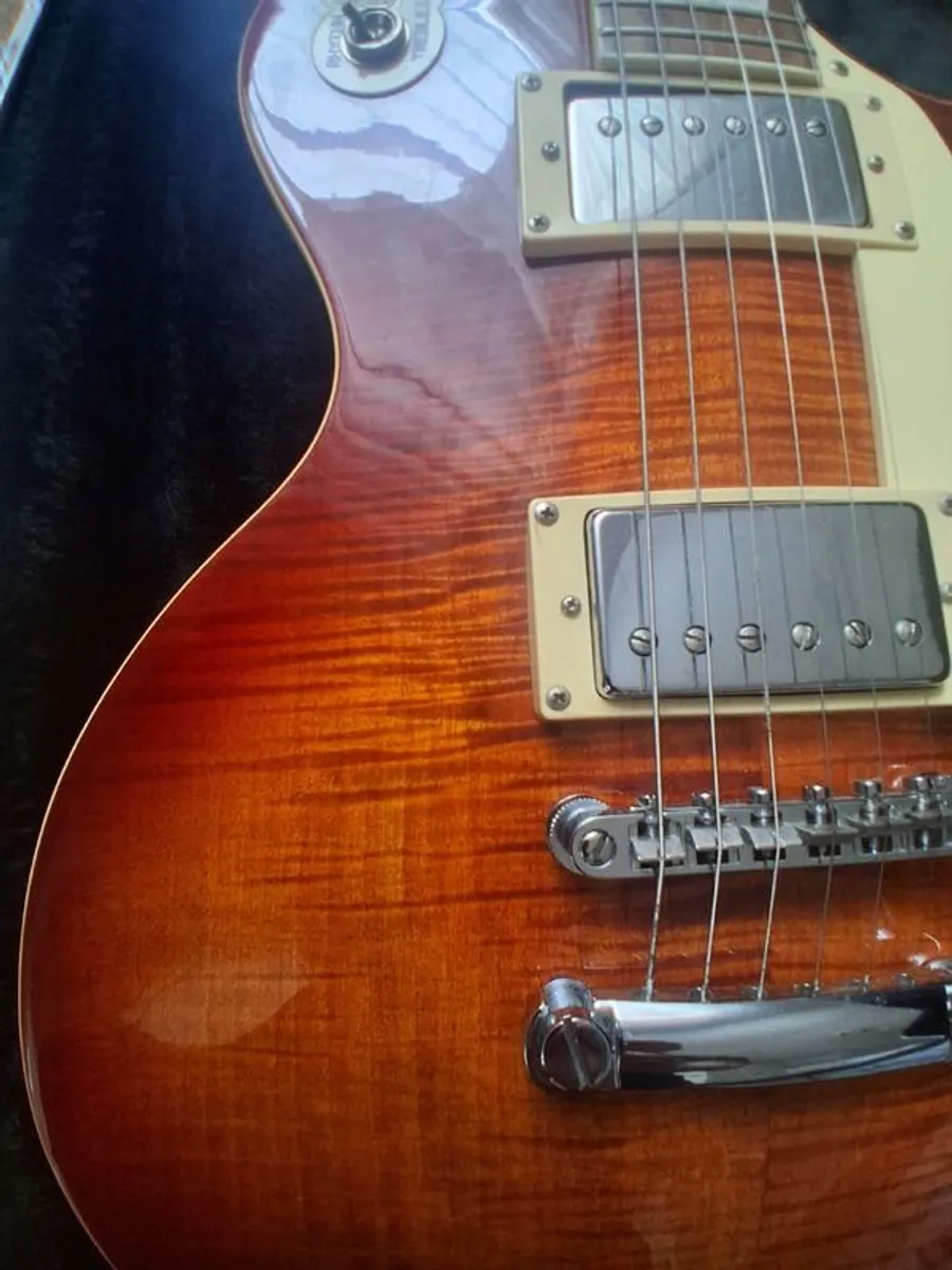 Epiphone 1998  Les Paul Gibson Guitar - Image 3