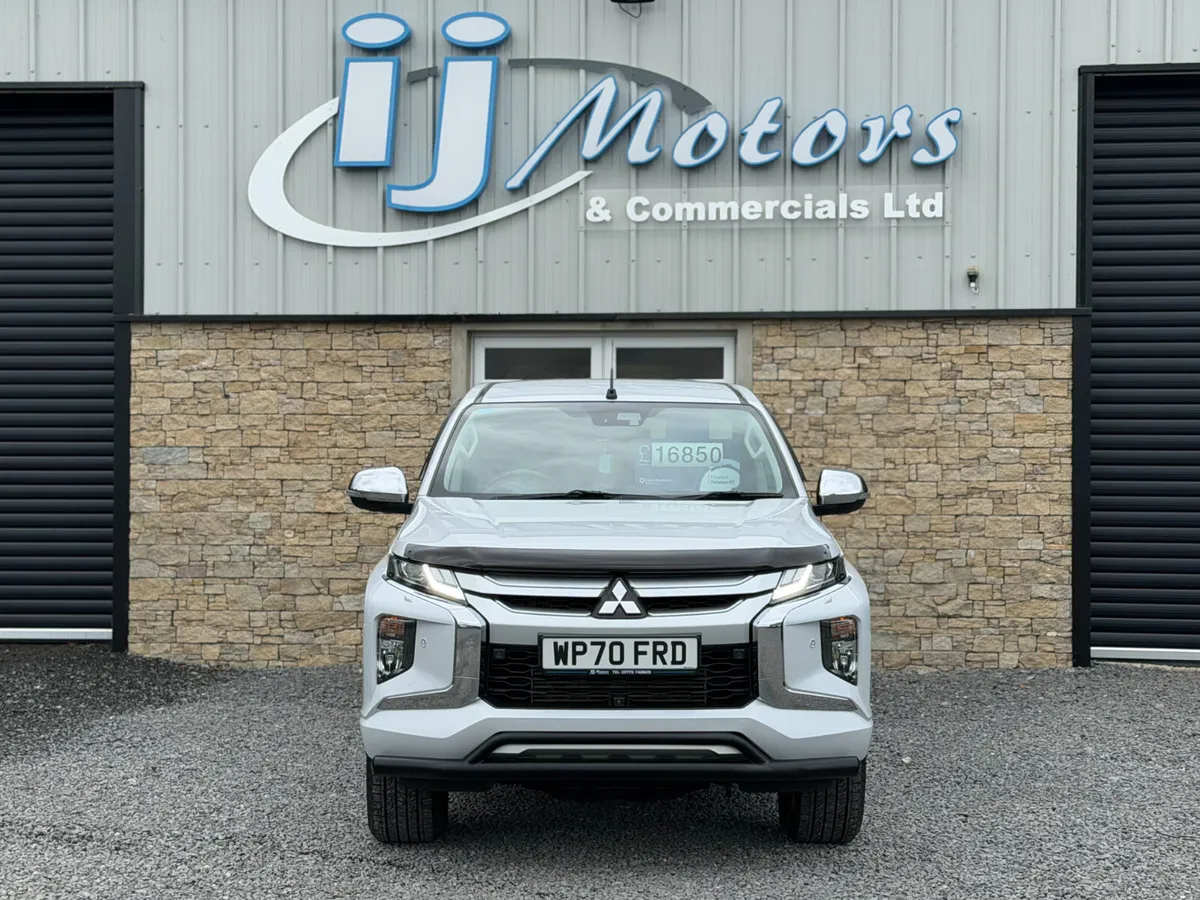 20 MITSUBISHI L200 2.3 BARBARIAN X - Image 2