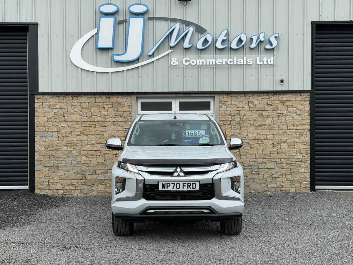 20 MITSUBISHI L200 2.3 BARBARIAN X - Image 3