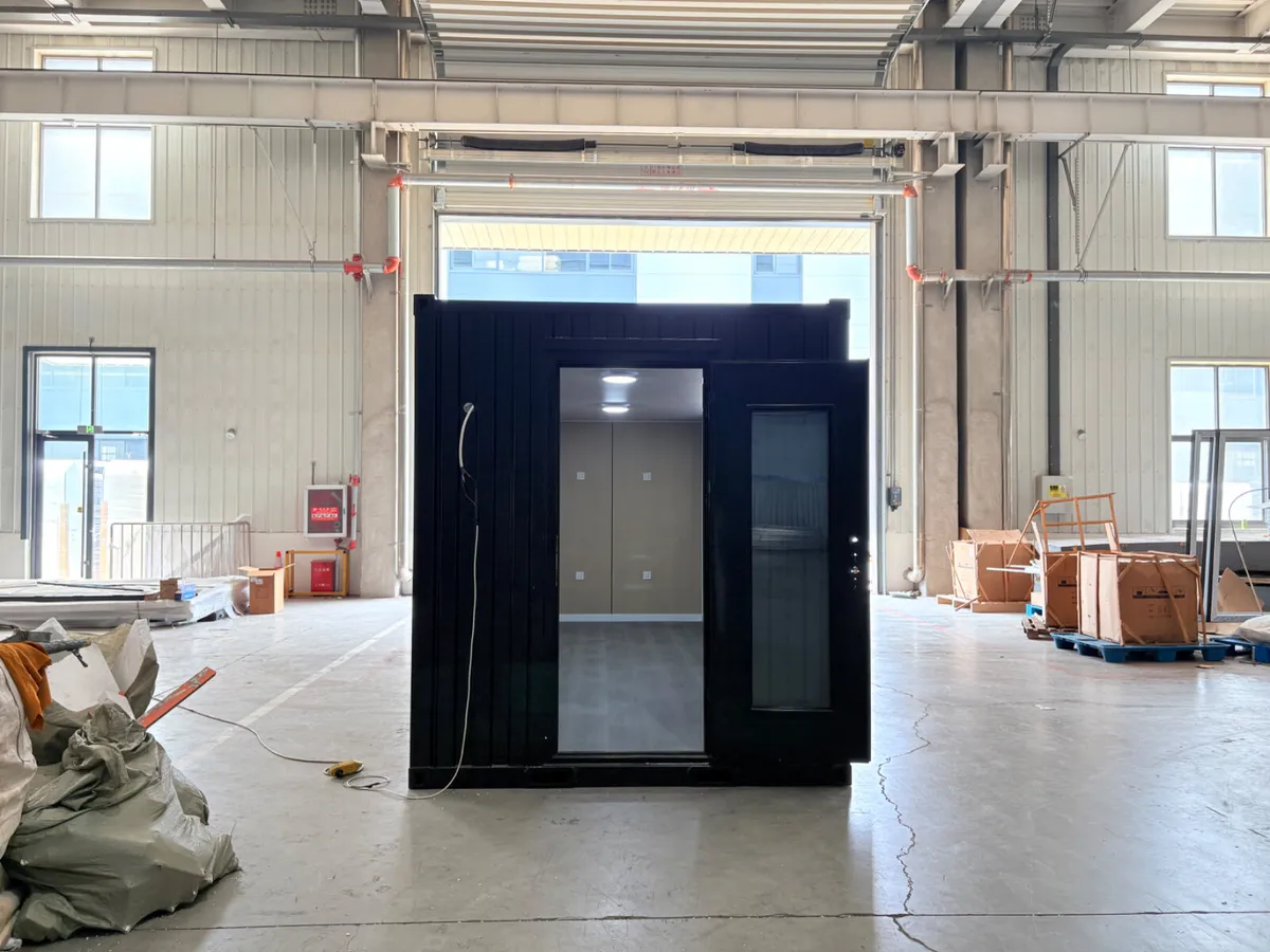 20ft Insulated Commercial Kiosk / Food Unit - Image 3