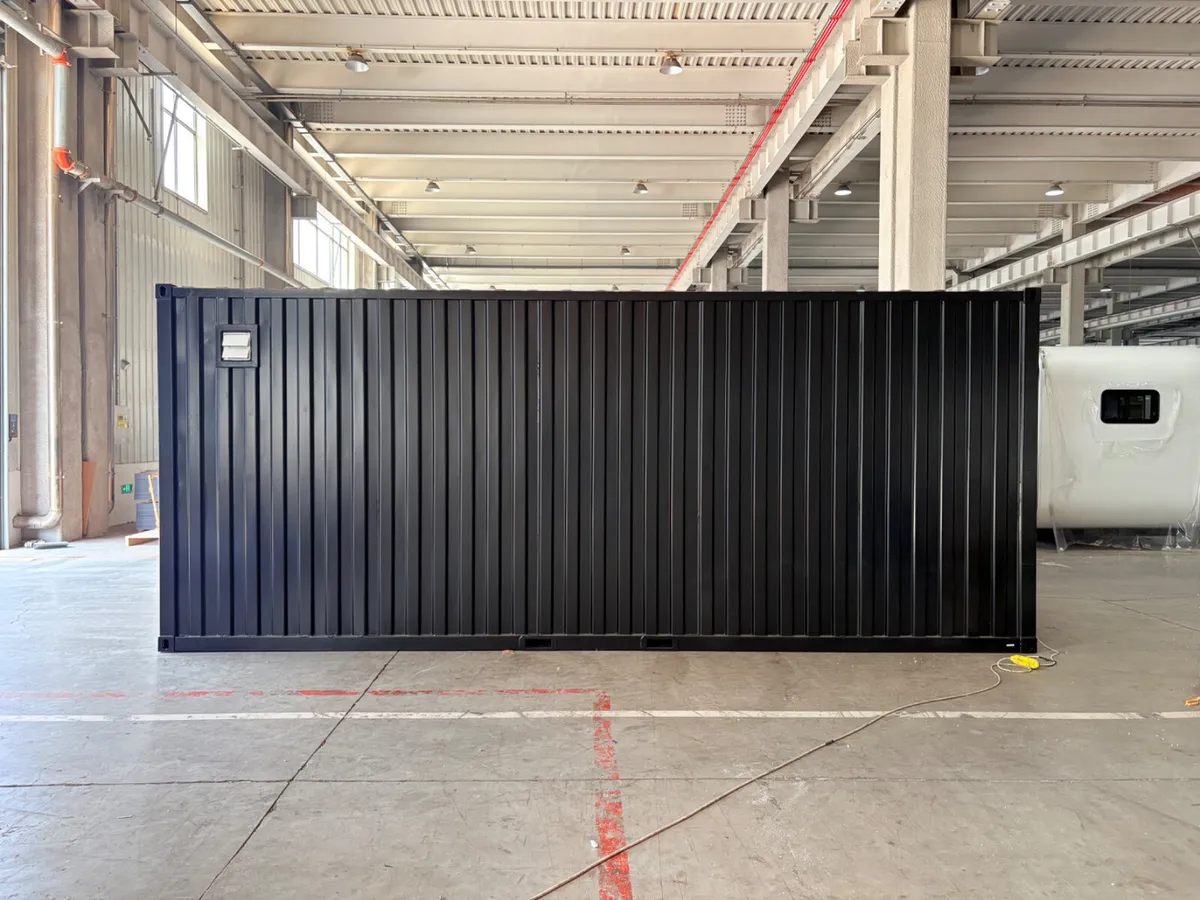 20ft Insulated Commercial Kiosk / Food Unit - Image 2