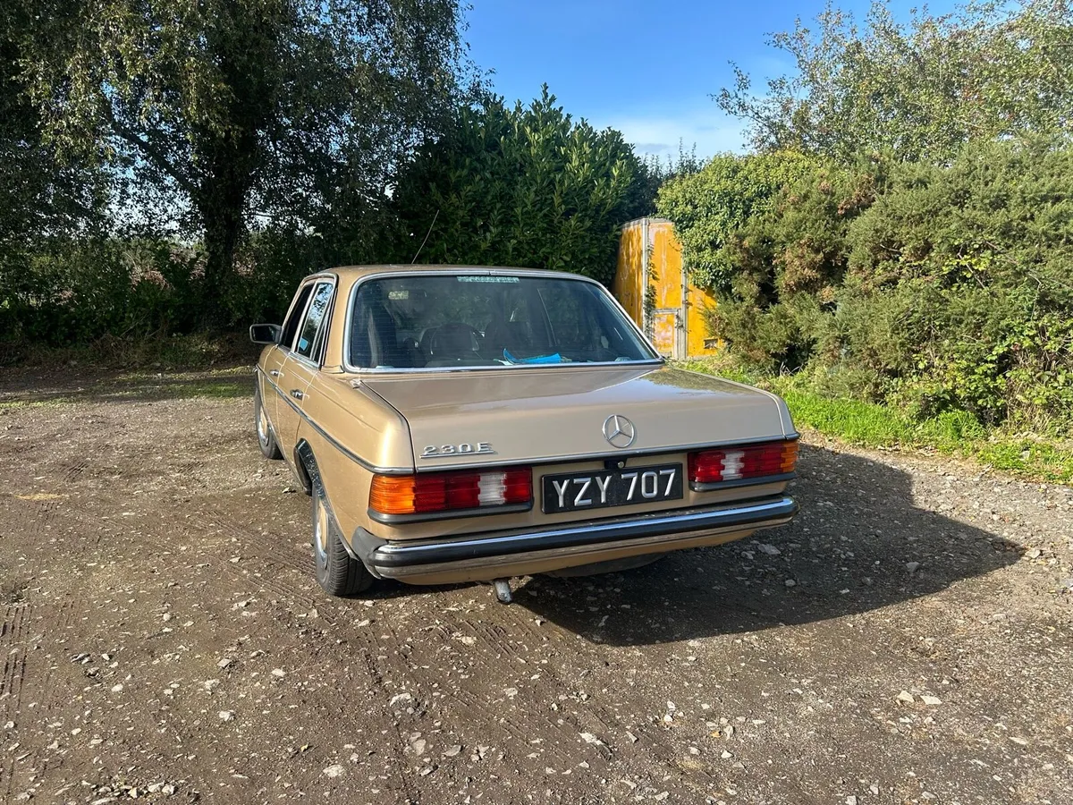Mercedes 230e w123 auto - Image 2