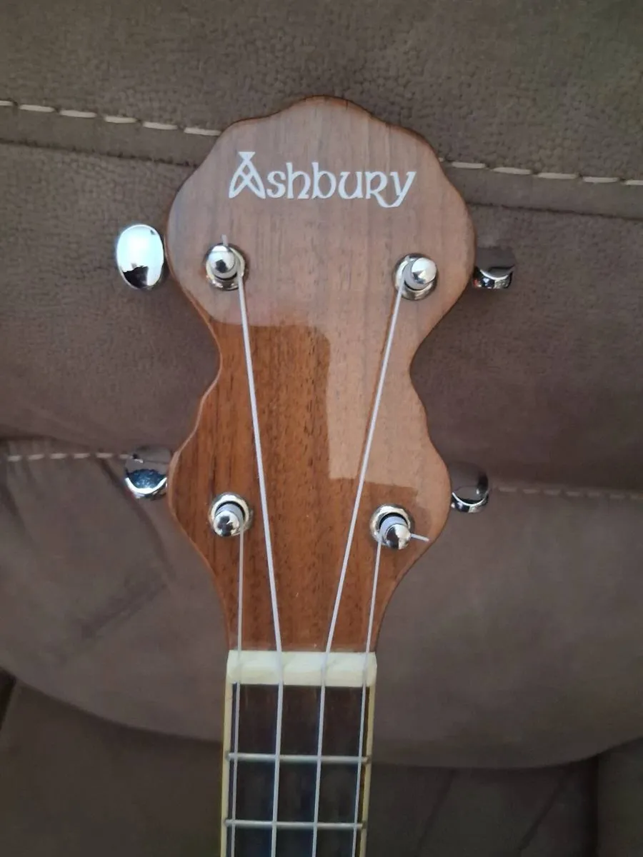 Banjolele - Image 1