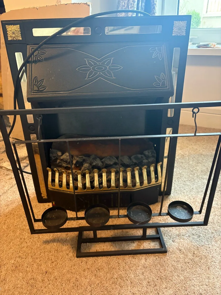 Electric fireplace - FREE