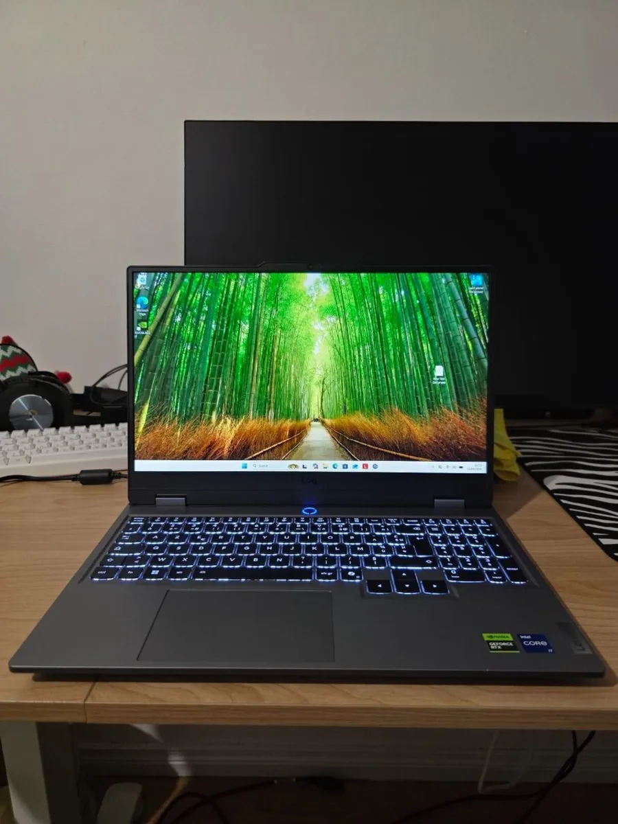 Lenovo LOQ 15IRX10 | i7-13650HX | RTX 5070 | 32GB - Image 1
