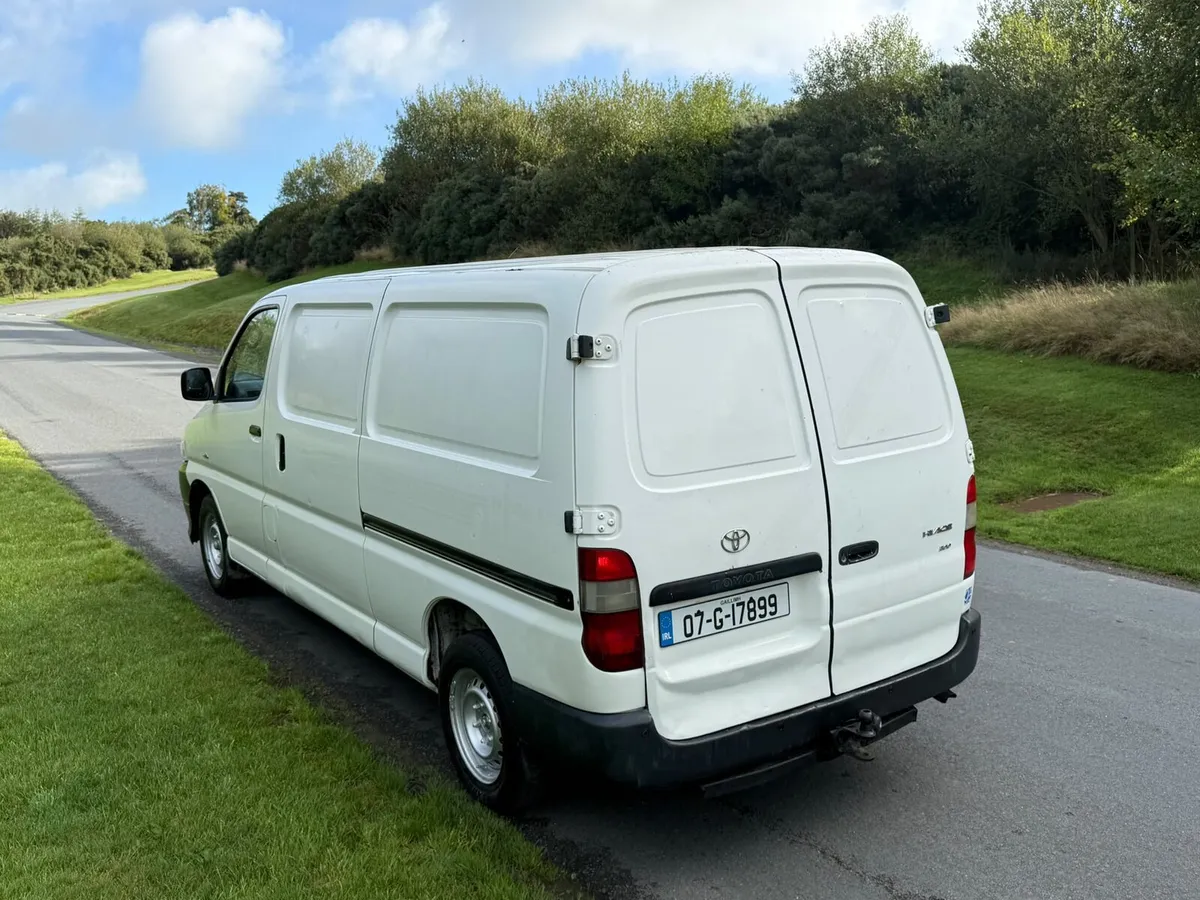 2007 hiace new cvrt - Image 4