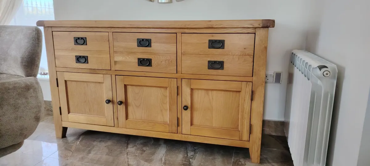Oak sideboard - Image 3