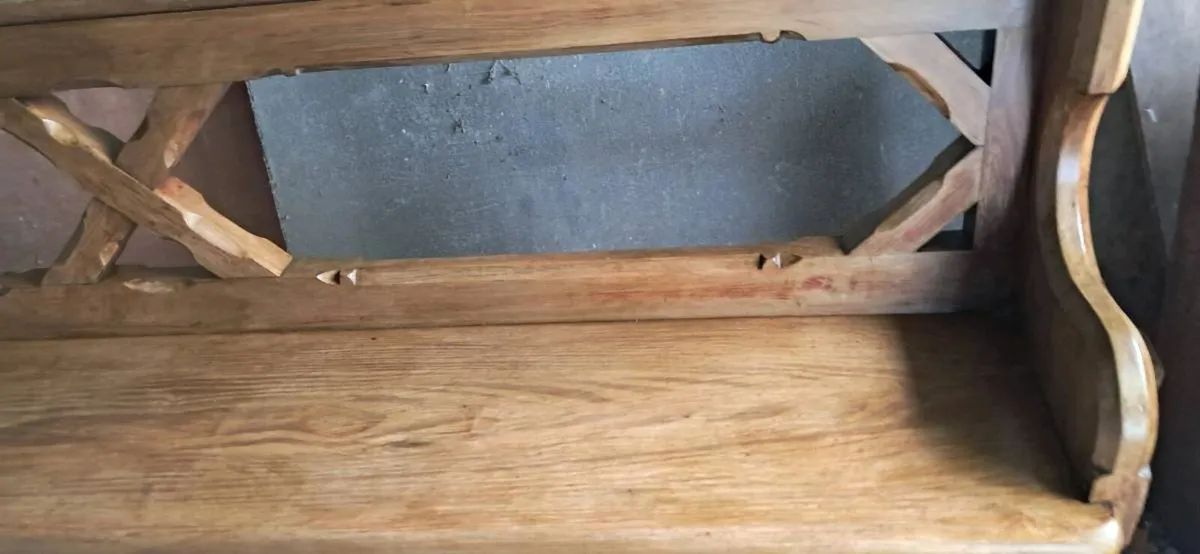 7 foot pitch pine bench - Image 3