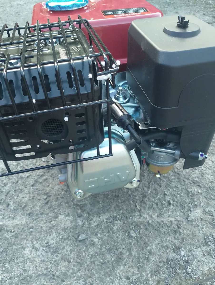 Linx 7hp petrol engine - Image 3