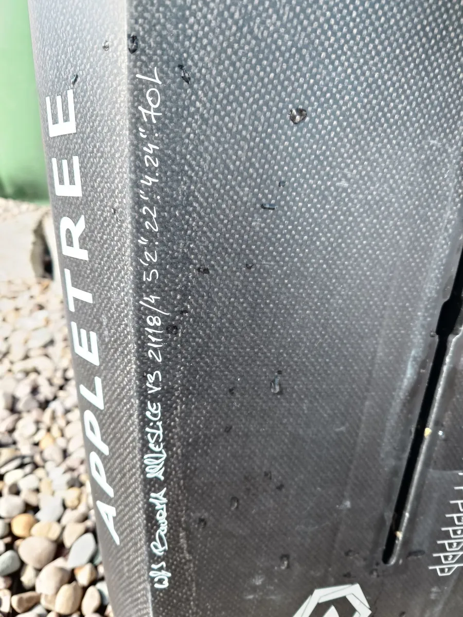 Appletree Apple Slice V3 70L wing foiling board - Image 2