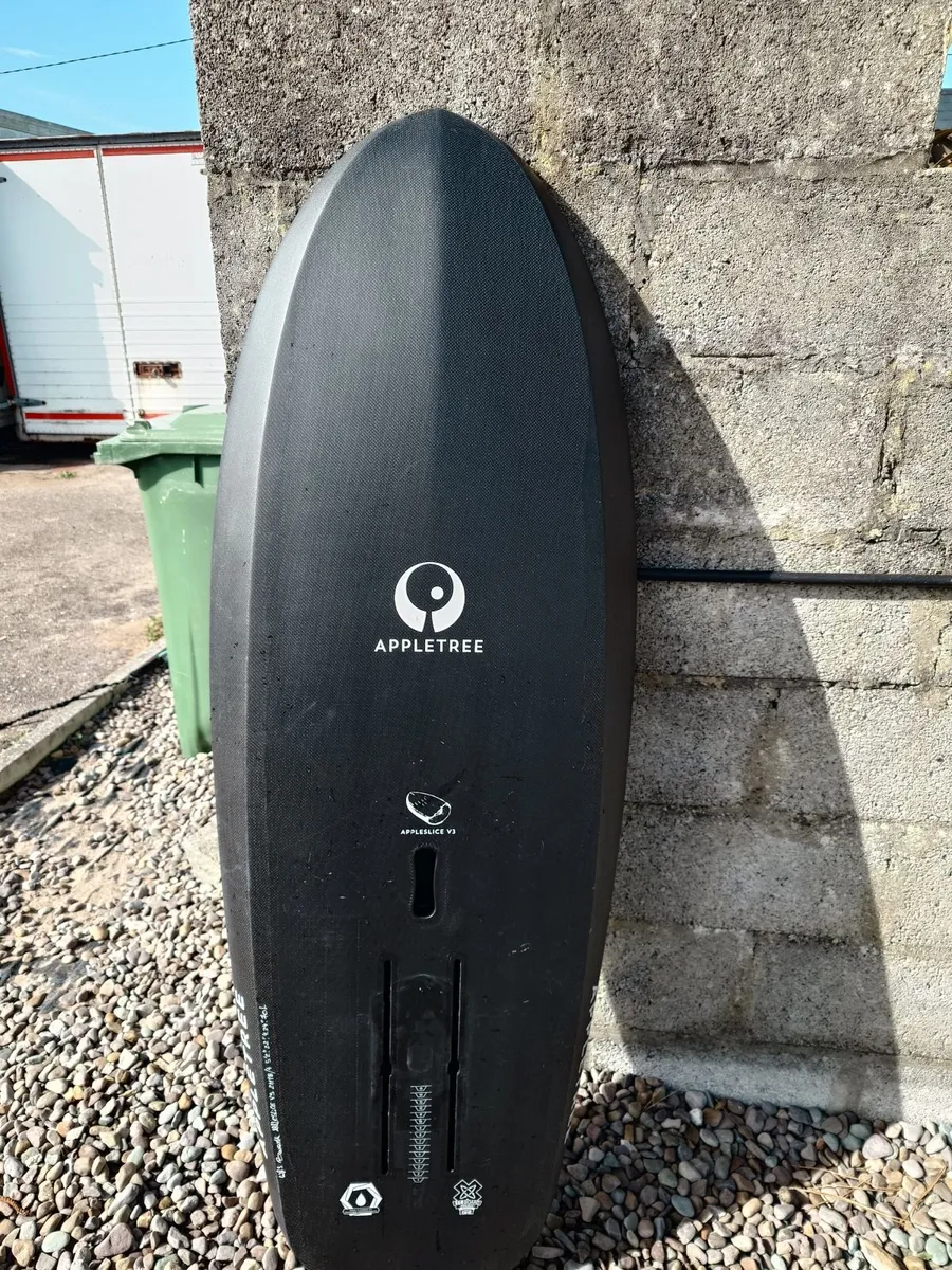 Appletree Apple Slice V3 70L wing foiling board - Image 3